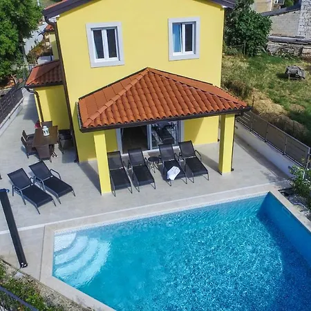 Villa Cecilia